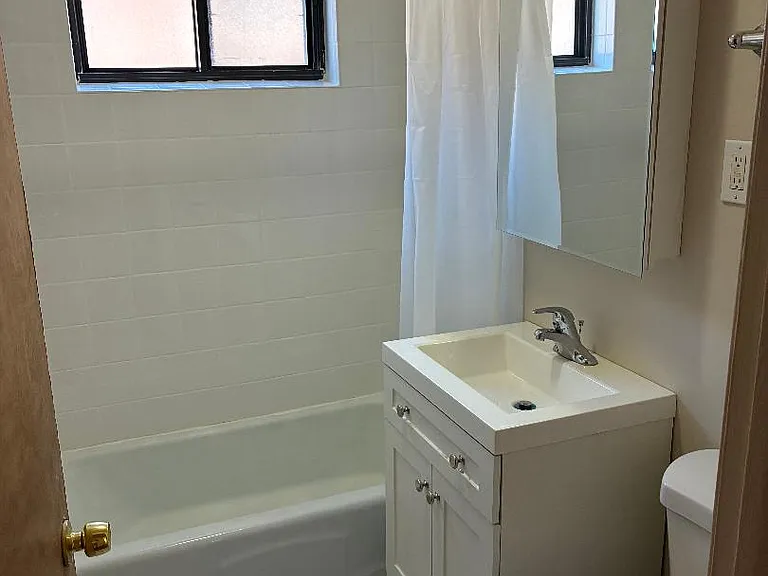 1139 Deerfield Rd #2A — Photo 8
