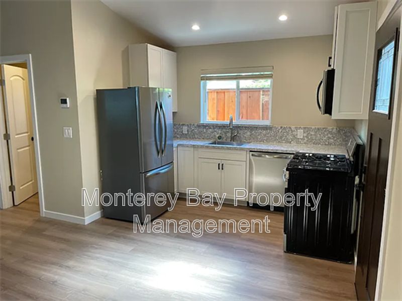 1st image of 154 Carmel Ave