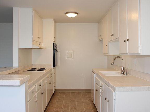 3rd image of 17035 Yukon Ave APT 209