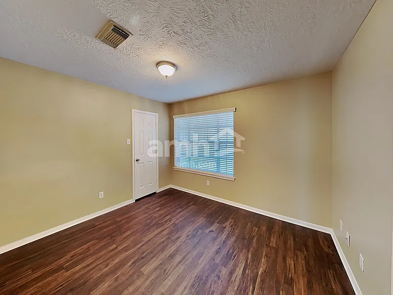 29010 Ashbrook Ln — Photo 11