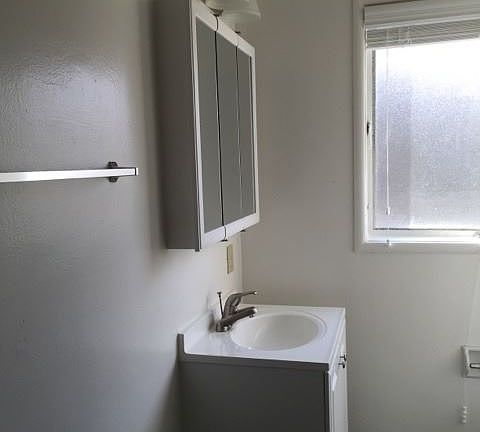 4th image of 1731 N St APT 12