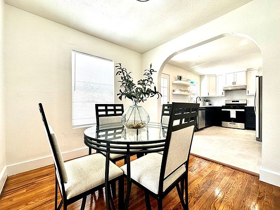 5th image of 600 Marion Dr