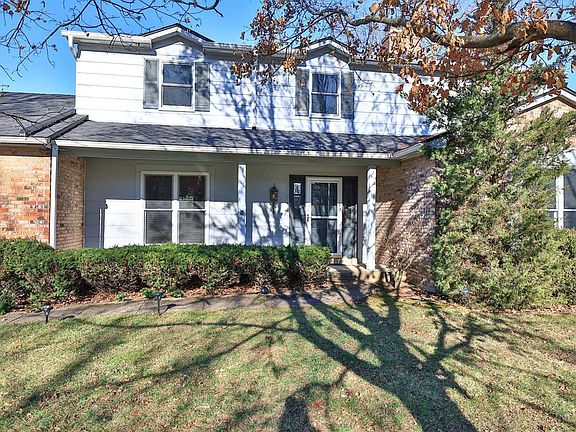3rd image of 7388 Lake Lakota Cir