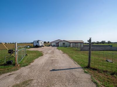 142 Zimmerhanzel Rd, Flatonia, TX, 78941