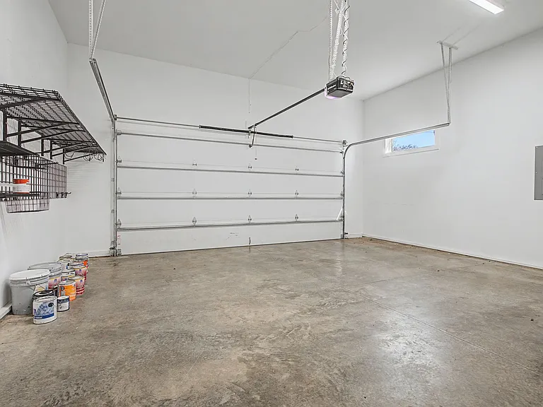 118B Fern Ave #B — Photo 8