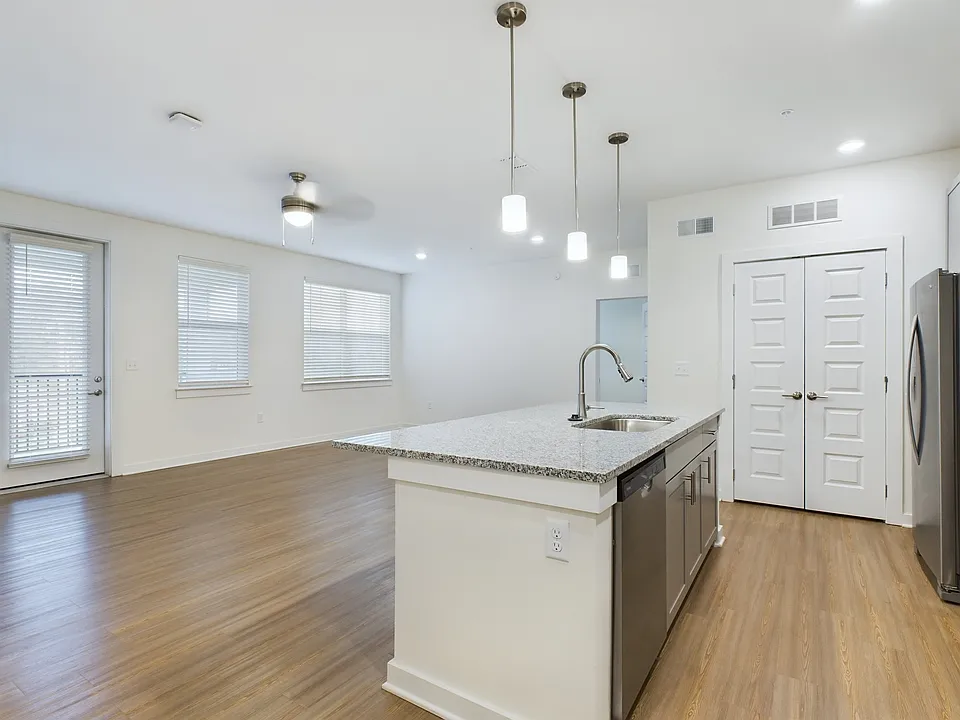 2520 New Port Royal Rd #1302