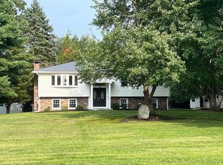 55 Wheeler St, Rehoboth, MA 02769