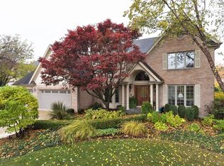 8762 Aintree Ln, Burr Ridge, IL 60527