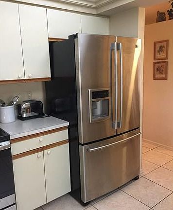 2nd image of 6015 Chardonnay Ln #15-201