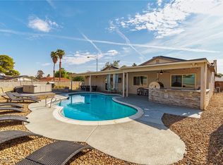 5551 Corral Cir, Las Vegas, NV 89119