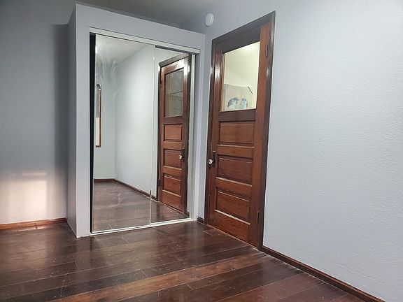 3rd image of 1900 F St APT 3