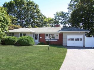 88 Adams St, Deer Park, NY 11729