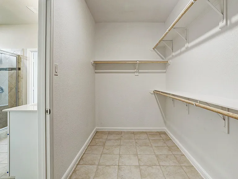18111 Alora Springs Trc — Photo 16