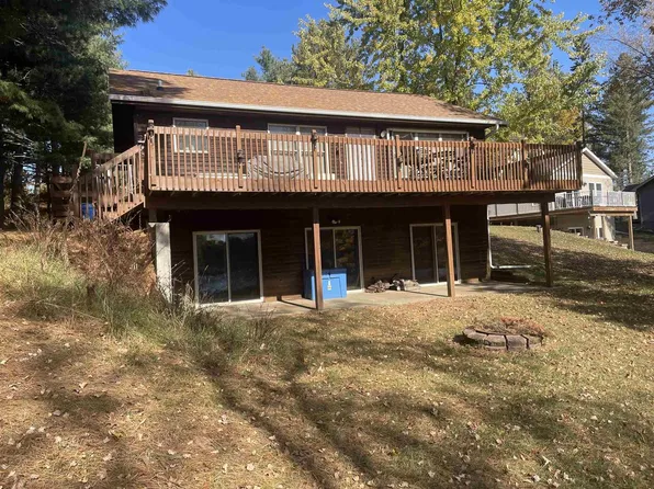 1011 Fosse Court, Nekoosa, WI 54457