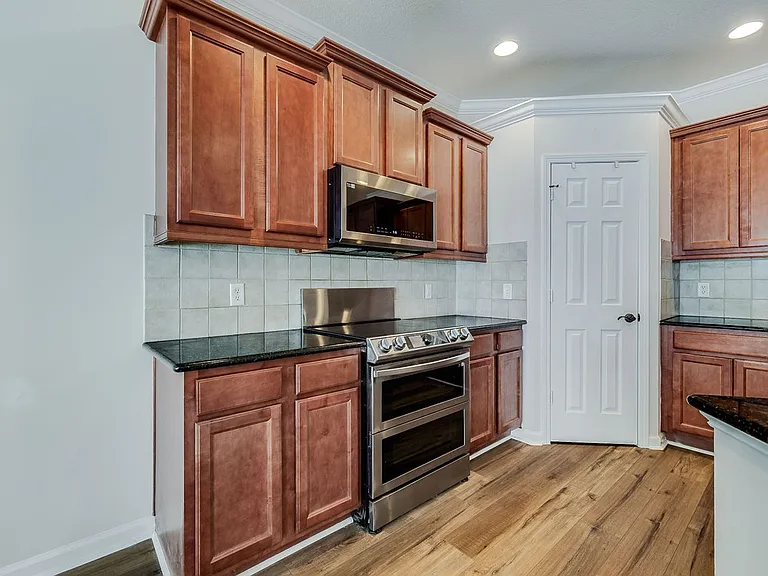 2 Weslyn Park Dr — Photo 12