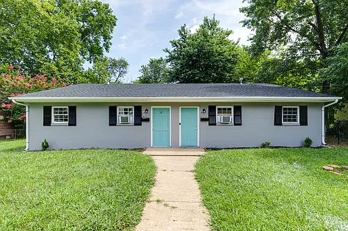 1406 Lenmore St Photo 1