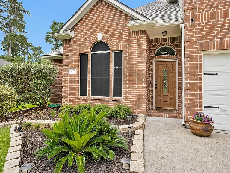 7223 Wedgewood Dr — Photo 6