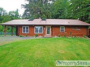 6810 Skinner Rd, Granite Falls, WA 98252