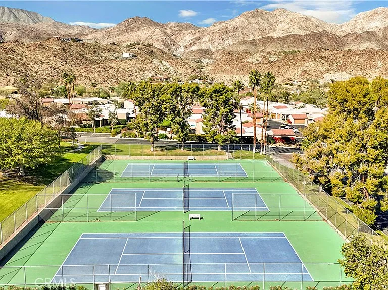 48792 Desert Flower Dr — Photo 42