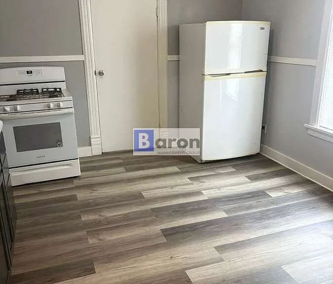 1317 Poland St — Photo 7