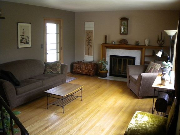 2nd image of 218 Kenbrook Dr