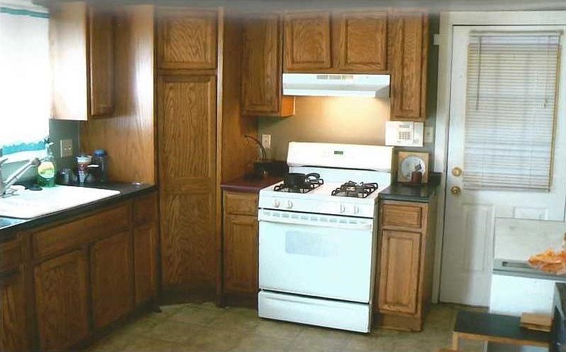 2nd image of 3052 N Colorado Ave