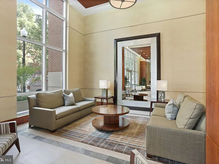 2050 Jamieson Ave #1109 — Photo 25