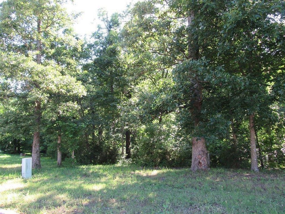 1st image of Cortney Cir