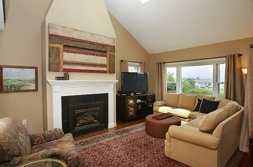 1st image of 86 Harbourside Rd