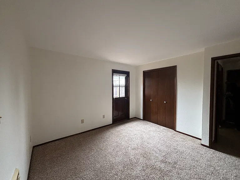 489 Estero Ave — Photo 6