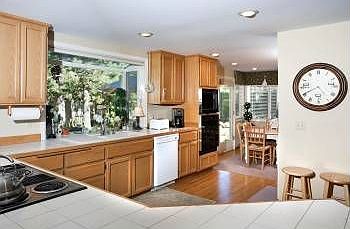 3rd image of 15915 29th Dr SE