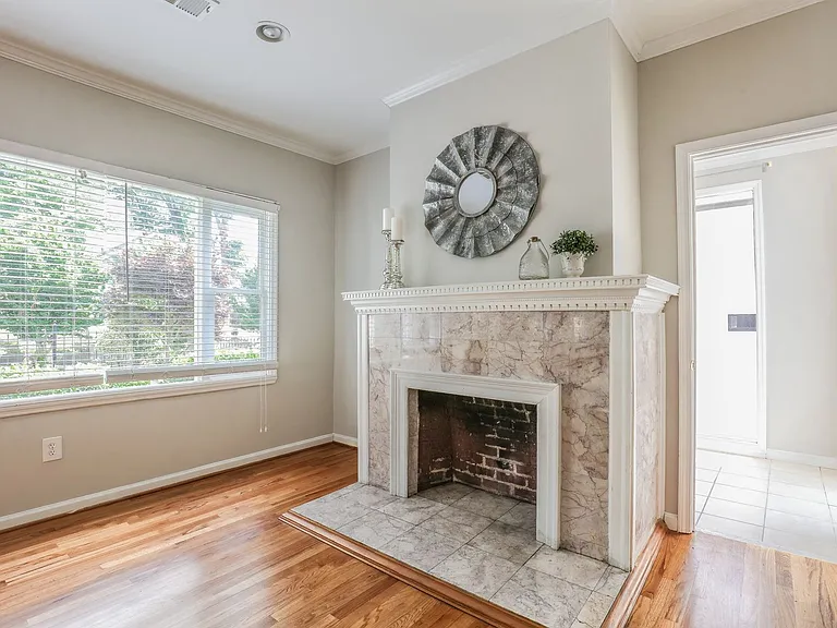 507 Boulevard Pl NE — Photo 5