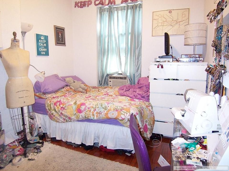 2nd image of 249 E 10th St APT 3