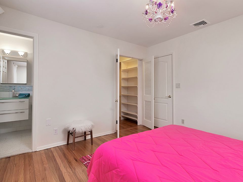 Bedroom En Suite