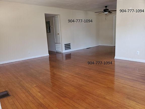 4th image of 5012 Redstone Dr