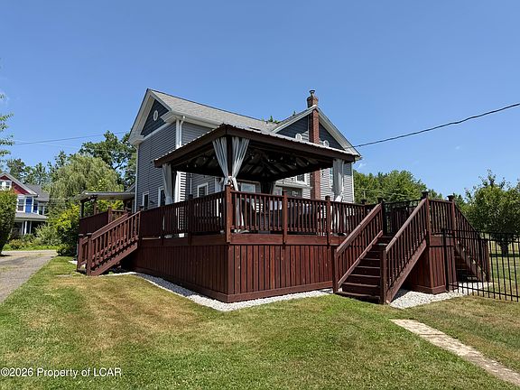 2nd image of 377 Pond Hill Mountain Rd