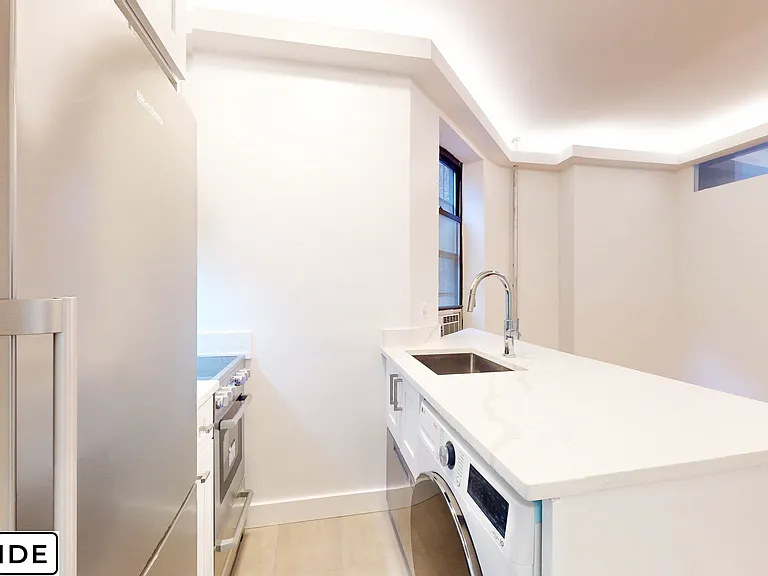 342 E 62nd St #8 — Photo 4