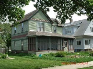 410 Locust St, Yankton, SD 57078