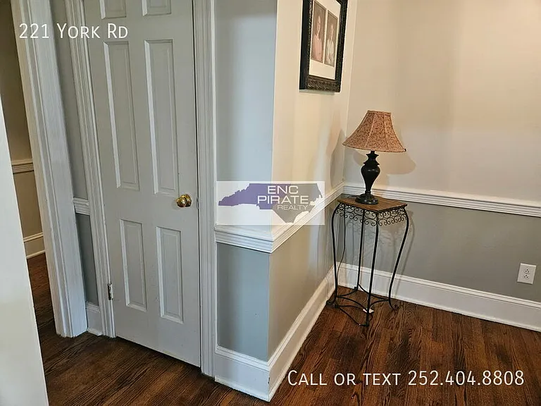 221 York Rd — Photo 5