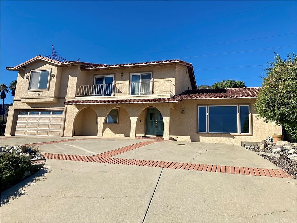 1st image of 2551 Vista Dr
