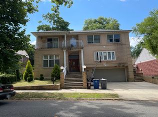 24920 Cambria Ave, Flushing, NY 11362
