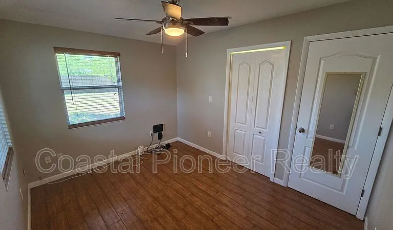 541 Roanoke St — Photo 19