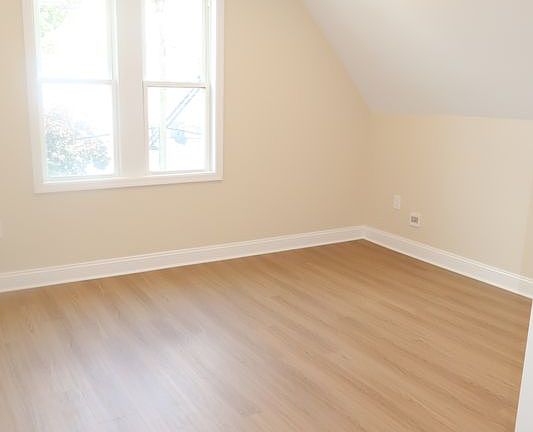 5th image of 30 Edison St #B