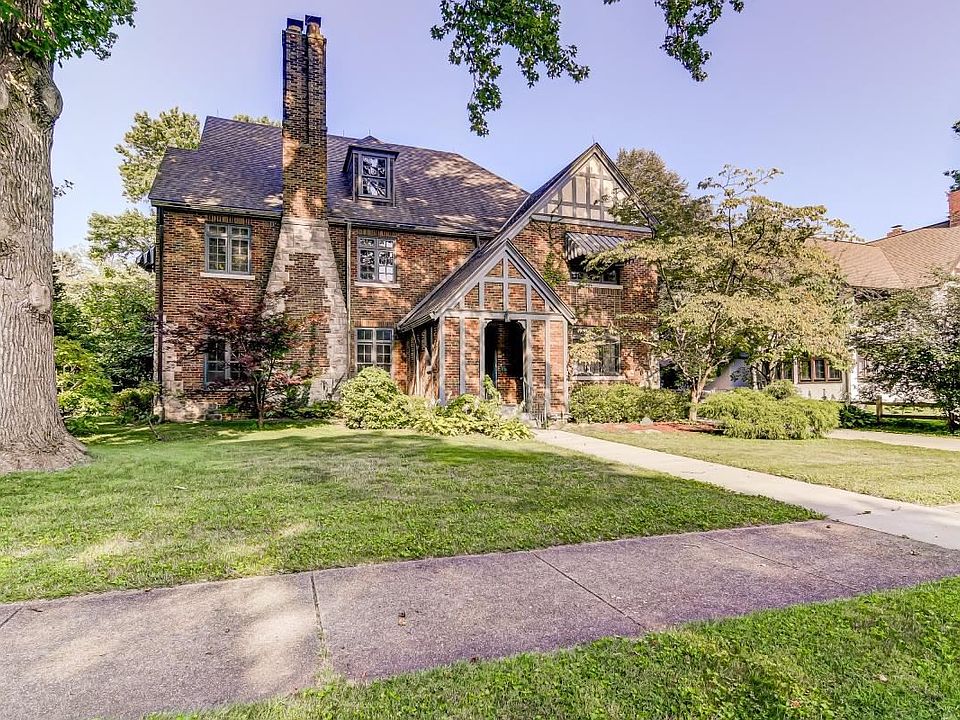 1601 S Bates Ave, Springfield, IL 62704 Zillow