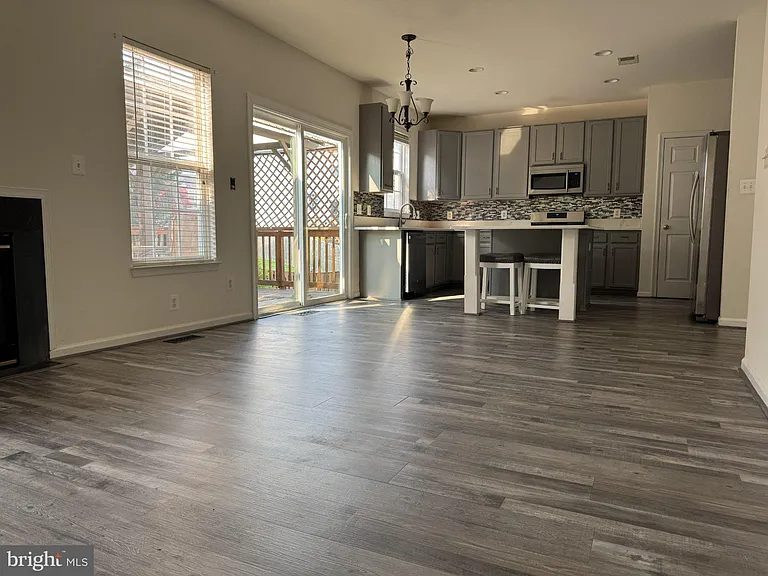 336 Baish Dr SE — Photo 41