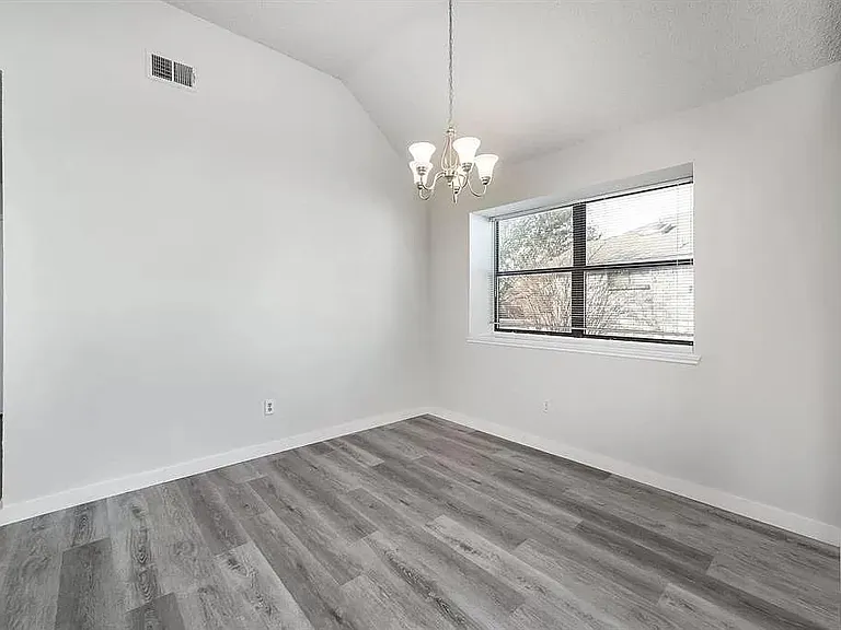 1509 Evergreen Dr — Photo 10
