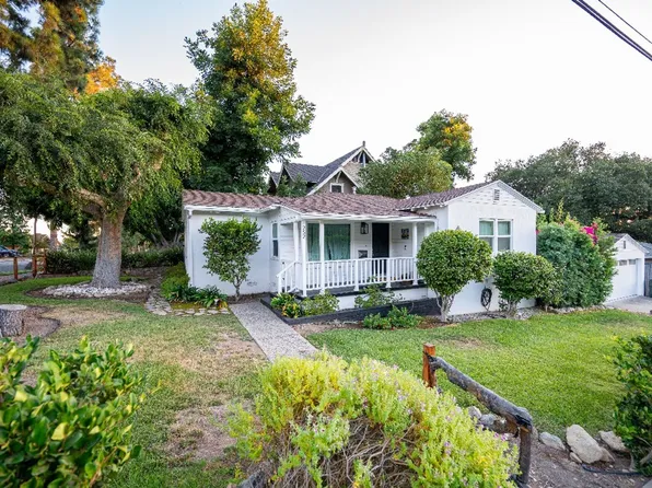 252 E Scenic Dr, Monrovia, CA 91016