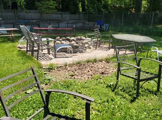 16 Pond St, Ayer, MA 01432