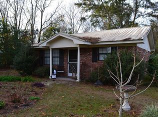 3742 Robbin Ln, Blackshear, GA 31516