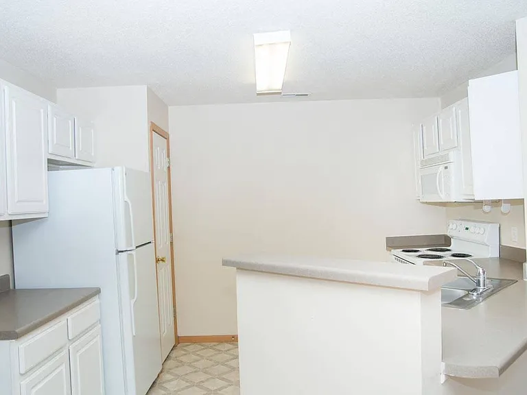 Northbrook Apartments — Photo 269